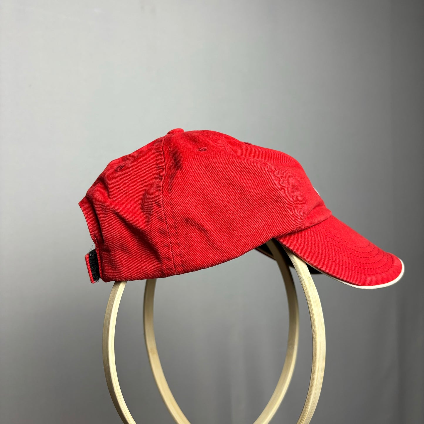 Gorra Nike retro 00s logo bordado - Ajustable