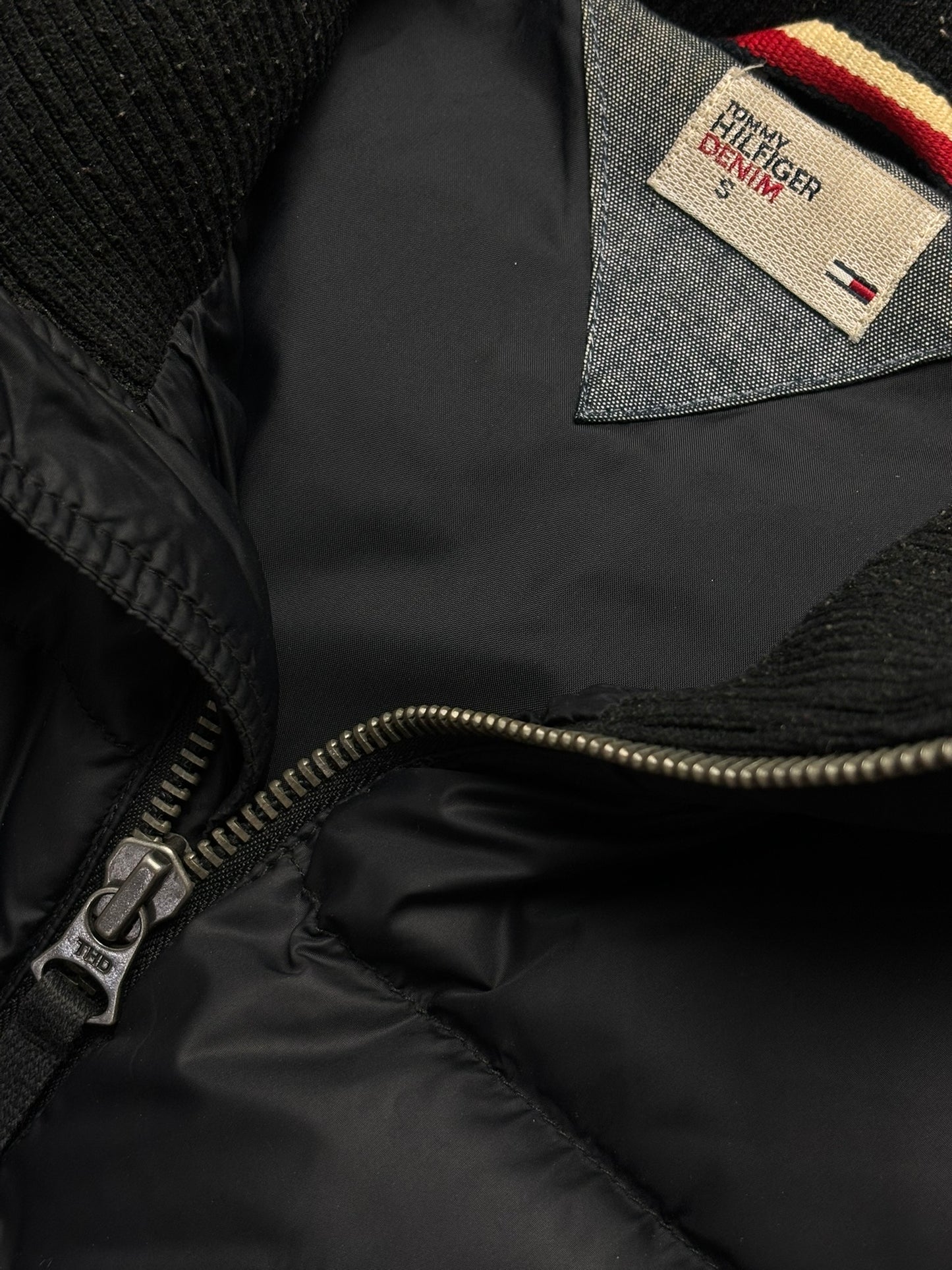 Chaleco de plumas Tommy Hilfiger Denim retro - Small